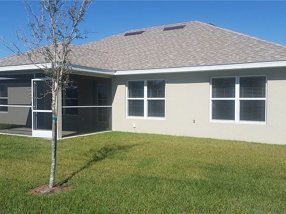 3rd image of 3311 NE 8th Place Cpe