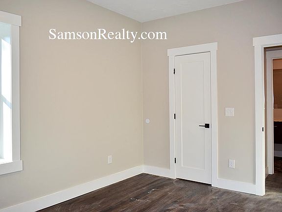 5th image of 231 Charles Ave