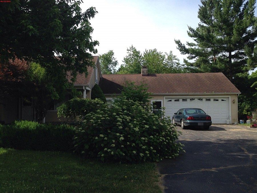 1st image of 404 E Kalamazoo St