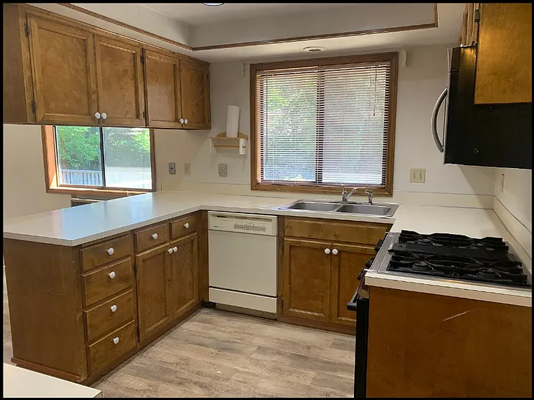 2428 Ptarmigan St NW — Photo 8