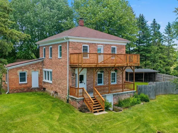 N8108 State Road 42, Algoma, WI 54201