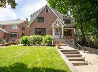 421 Pleasant St, Belmont, MA 02478
