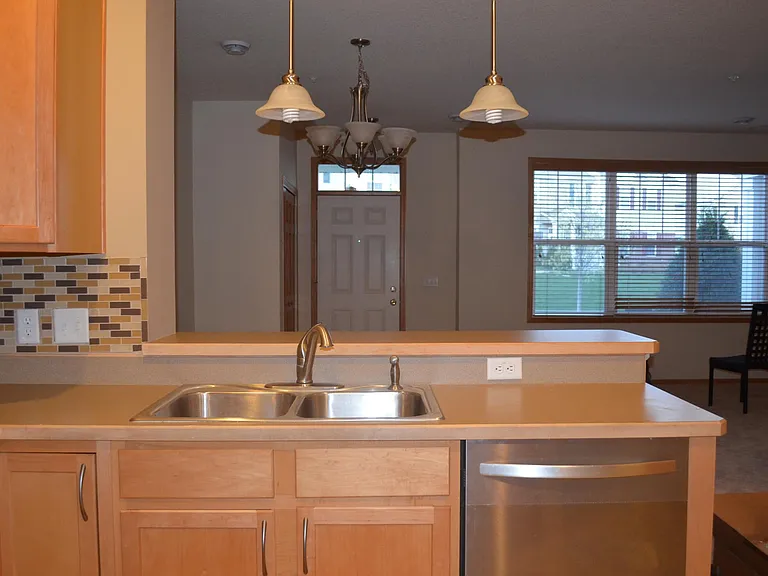 13784 Atwood Ave — Photo 15