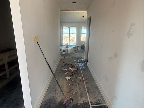 3rd image of 7692 Randy Ave