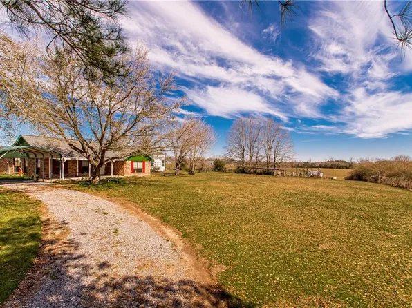 15144 Dewitt Ln, Bogalusa, LA 70427