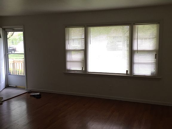 3rd image of 1165 Saint Patrice Ln