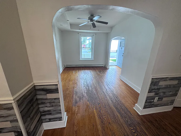 50 South St — Photo 13