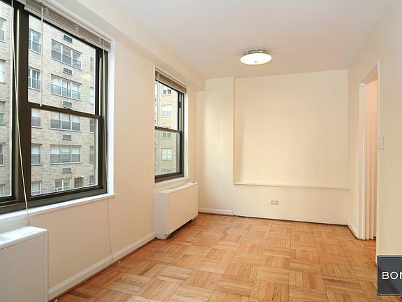 3rd image of 35-41 E 38th St #12E