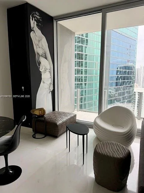 300 Biscayne Boulevard Way #3308W