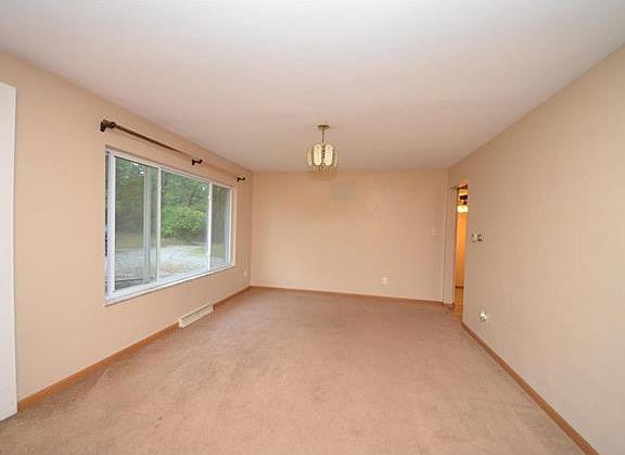 3rd image of 2073 Borchers Ln