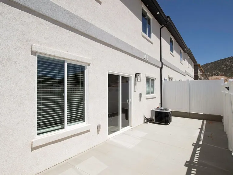 668 E Fiddlers Cove Dr #74 — Photo 6