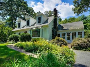 11 Granite St, Medfield, MA 02052