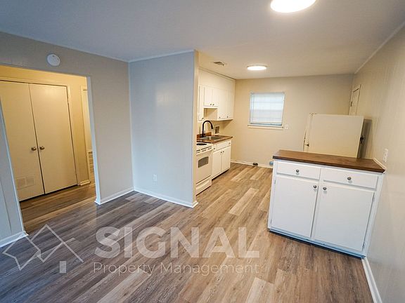 4th image of 1309 16th St N APT C