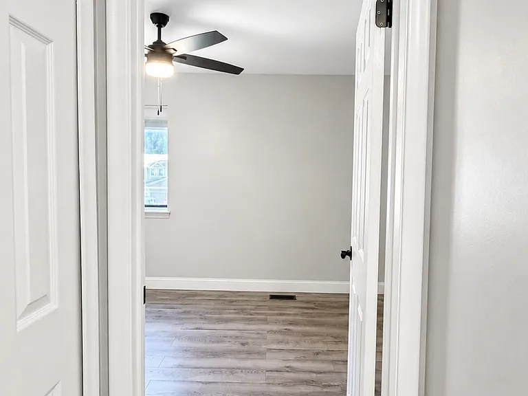 8400 Annsbury Dr #6 — Photo 19
