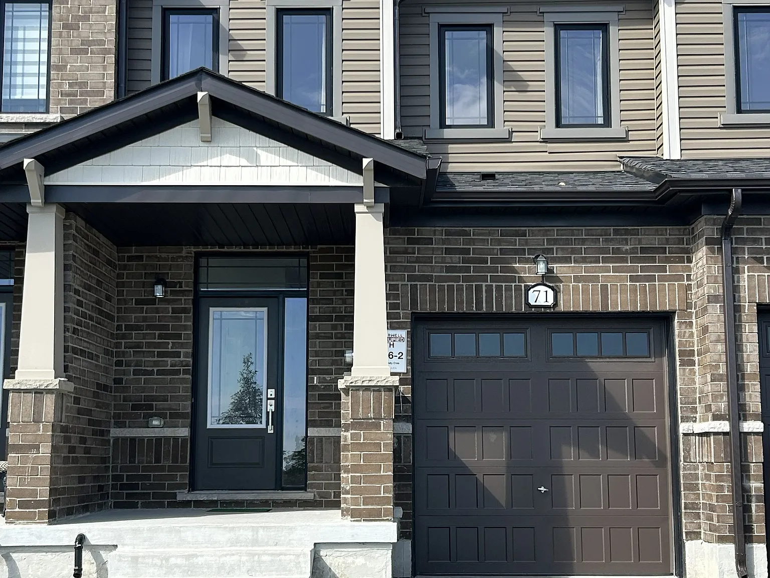 3 bed, $2,550 — Photo 1