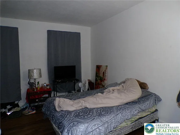 111 Ridge Ave — Photo 7