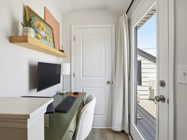 Upstairs Desk & Office (In Nook Off Rooftop Patio)