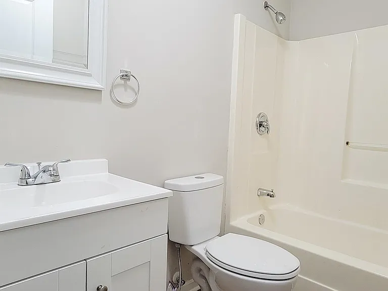 1306 Ragan Ave — Photo 2