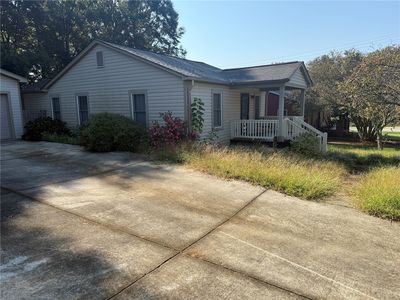 107 S Laurel St, Walhalla, SC, 29691
