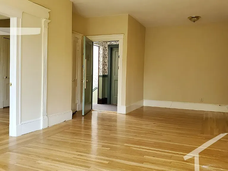 109 Saint Paul St #5 — Photo 2