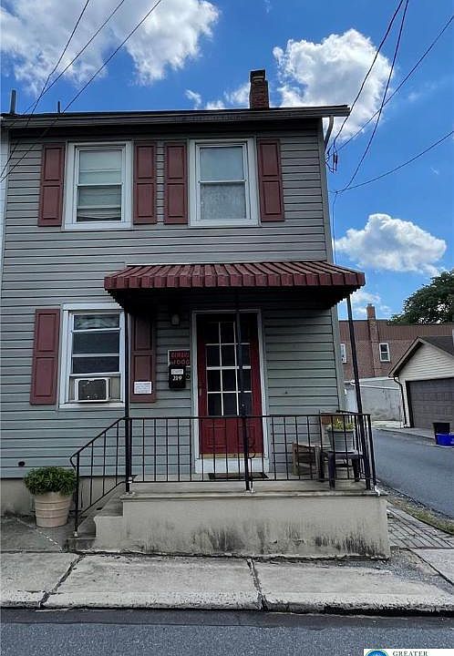 1st image of 219 Mulberry St