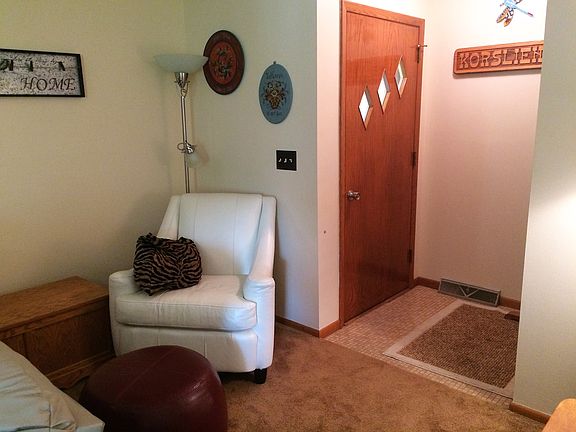 Entry way