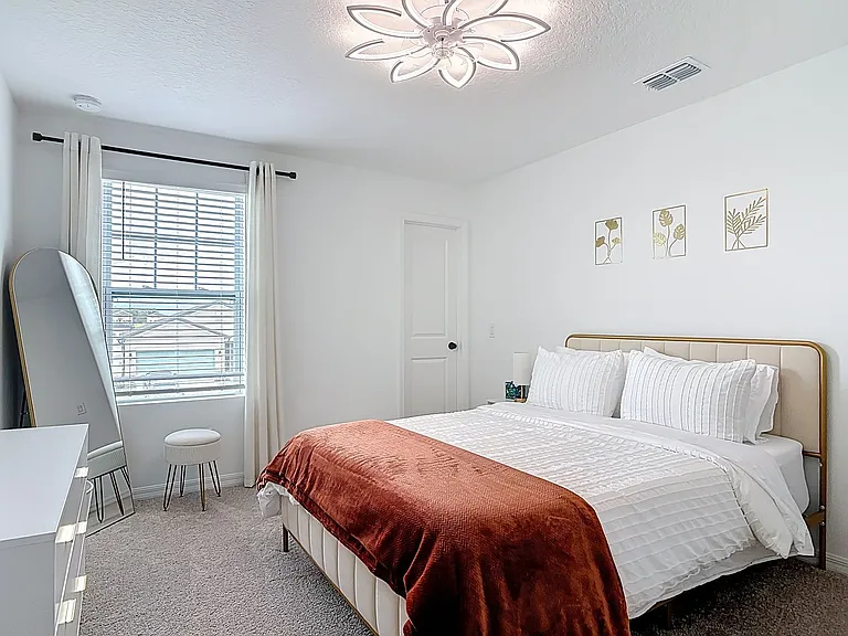 1348 Sterling Pointe Dr — Photo 45