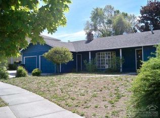 21310 Pecoraro Loop, Bend, OR 97701