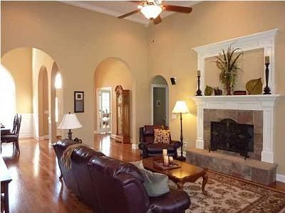 3rd image of 7898 Hampton Cove Dr