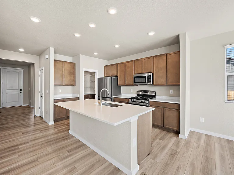 7991 Goldenray Pl — Photo 9