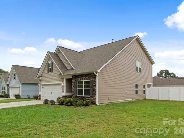 3200 Hickory Grove Dr, Monroe, NC 28110
