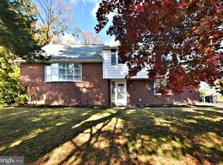 188 S Marmic Dr, Holland, PA 18966