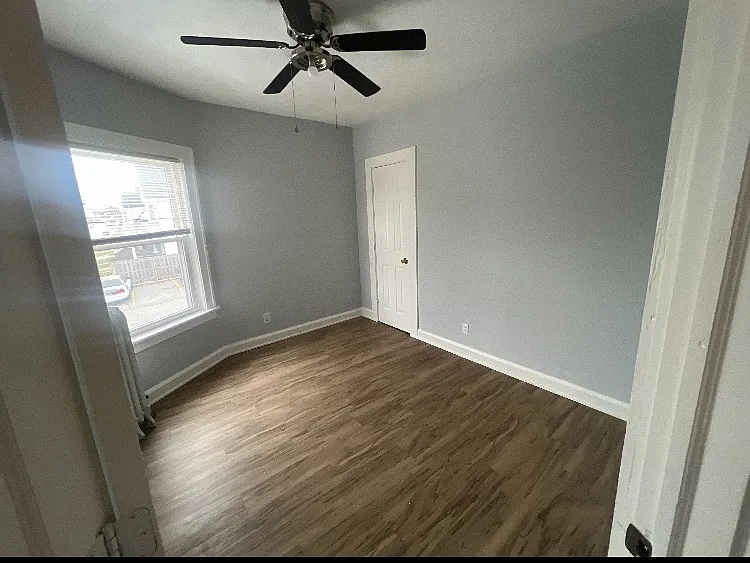 3142 W 95th St #14 — Photo 8