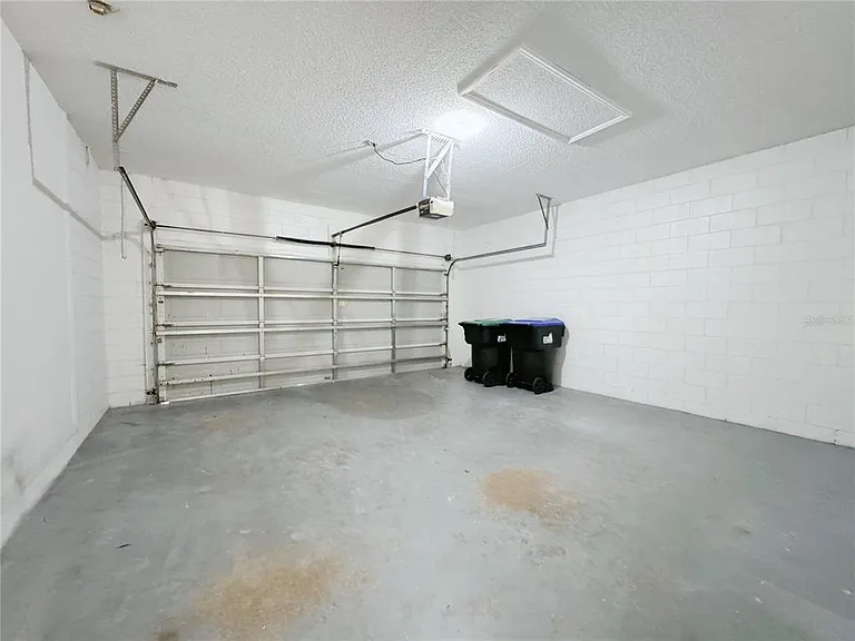 4932 Bellthorn Dr — Photo 34