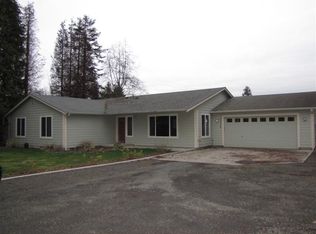 3536 Columbia Heights Rd, Longview, WA 98632