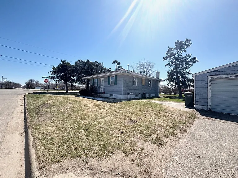 502 Business Highway 23 S — Photo 10