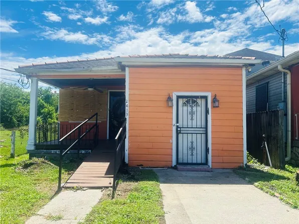 2413 Bartholomew St, New Orleans, LA 70117