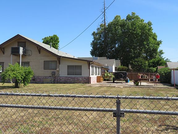4th image of 454 N 3rd Ave