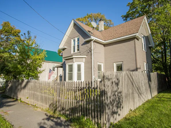 104 3rd Street, Bangor, ME 04401