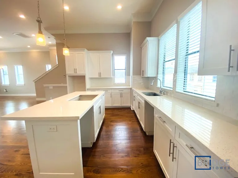 2202 Arabelle St — Photo 11