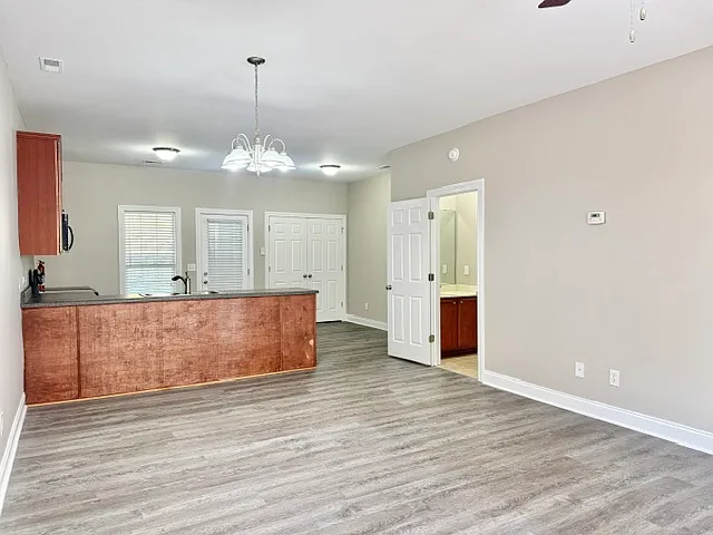 2176 Broad Dr — Photo 3