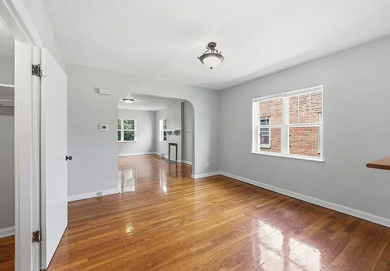 1048 Berkeley Rd #B — Photo 5