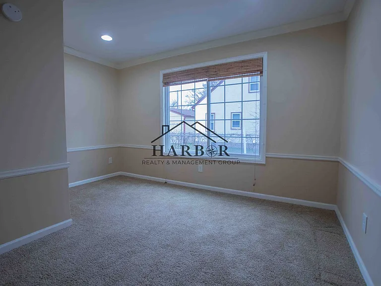 1350 2nd St NW — Photo 13