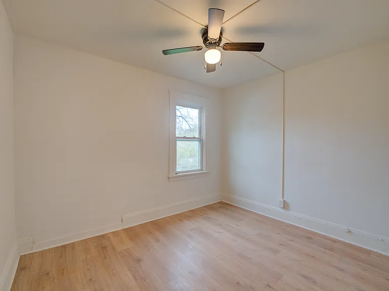 3241 E 116th St #1 — Photo 19