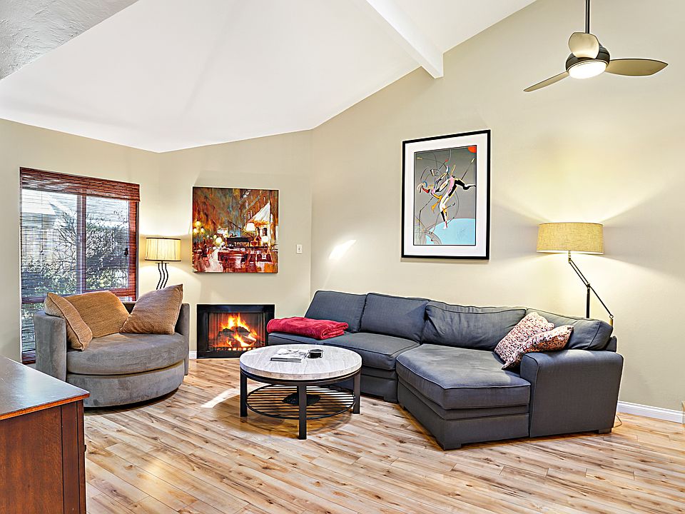 1st image of 345 University Dr #40
