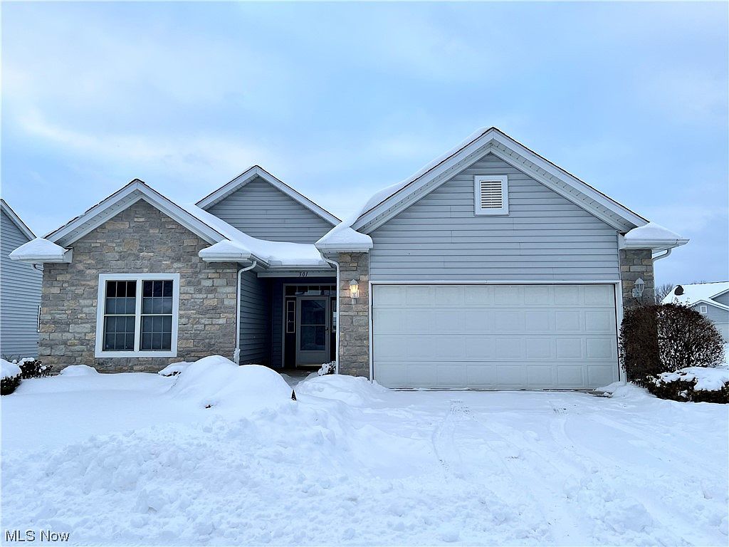 301 Stonehedge Dr, Elyria, OH 44035 Zillow