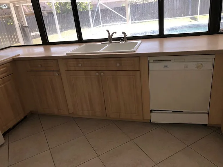 1280 SW Jacqueline Ave — Photo 59