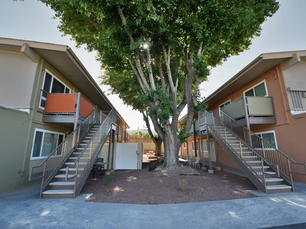 Spacious and Updated 2 Bed / 1 Bath Apt in the NE!, 2713 Wyoming Blvd NE #25, Albuquerque, NM 87111