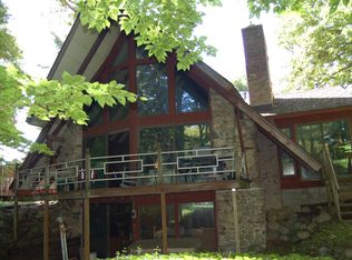 10561 W Garbow Rd, Middleville, MI 49333