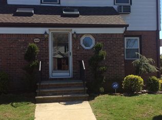 5603 212th St, Oakland Gardens, NY 11364